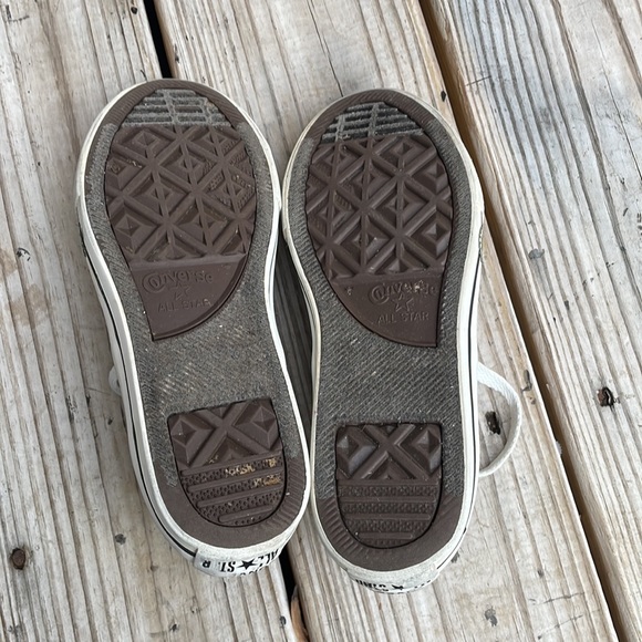 Converse Chuck Taylor All Star BUTTERFLY Sneakers Size Junior 2 - Picture 8 of 10